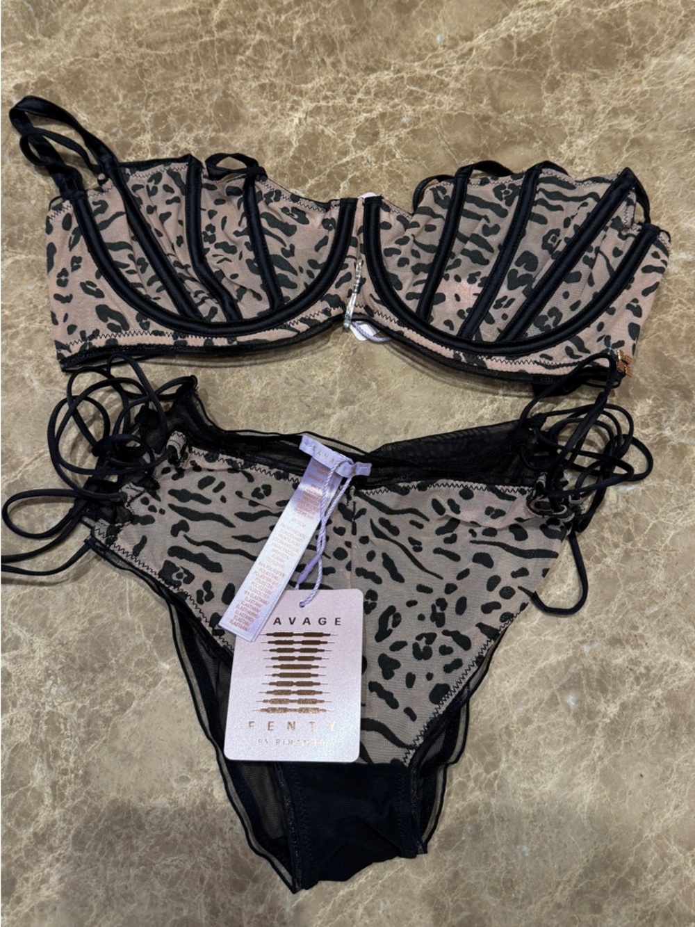 Savage X Fenty Vigilante Vamp Size Medium 34C Set
